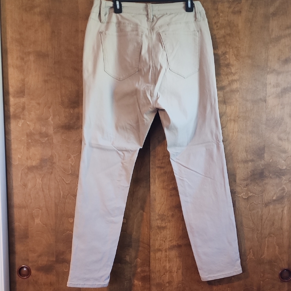 YMI Women's Beige Chino Pants - Straight Leg - Picture 4 of 7